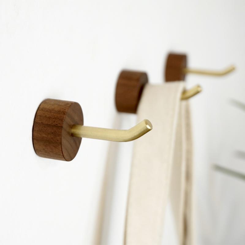 Creative Design Brass Solid wood Hook Wall Decor Coat and Hat Hanger Strong Load Bearing Metal Hook